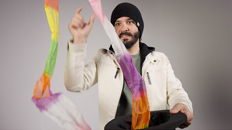 PRO SILK LARGE RAINBOW STREAMER 3.5 foot X 4 inch by Murphy's Magic