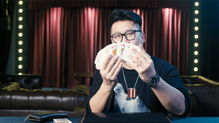 The Right Bill (USD) by Wang Zhe & Bacon Magic
