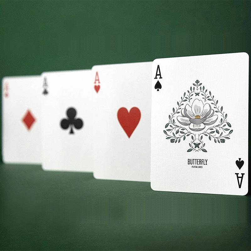 Magnolia Playing Card
