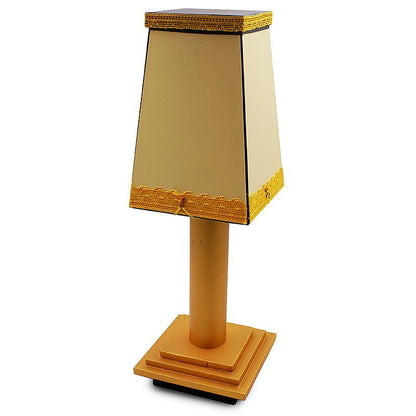 Da Lampada a Vaso di Fiori