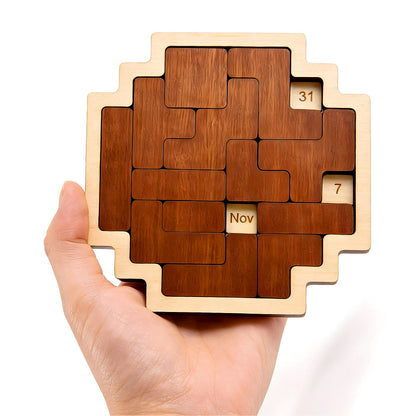 CALENDAR CROSS