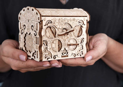 SECRET TREASURE BOX