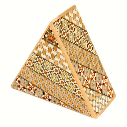 5 STEPS YOSEGI TRIANGLE BOX OKA