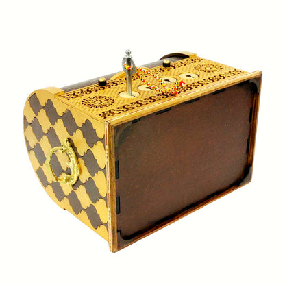 LUNCH BOX