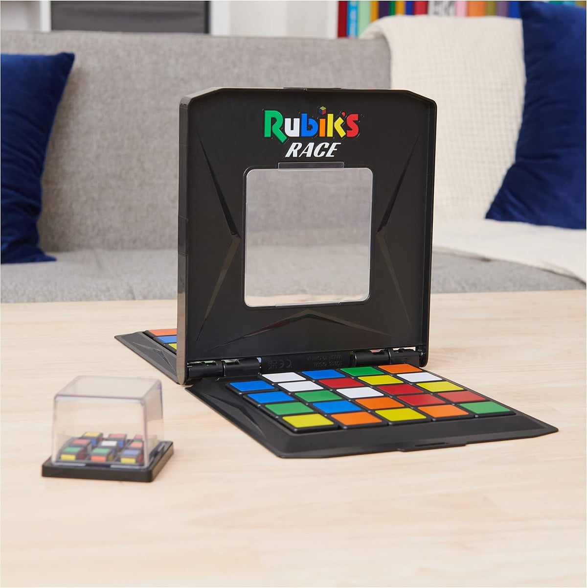 RUBIK'S RACE GAME