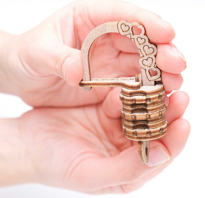 CONFEZIONE REGALO SEGRETO CON LUCCHETTO - SECRET GIFT BOX WITH PADLOCK