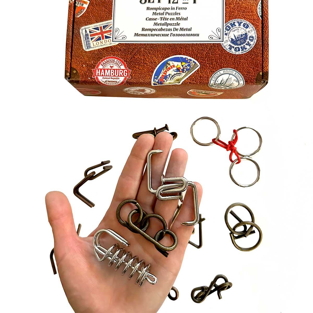 SET 12 IN 1 METALLO VALIGETTA - SERIE VIAGGIATORI