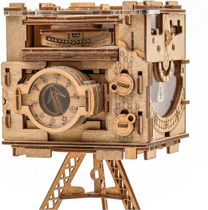 LA MACCHINA FOTOGRAFICA DI SHERLOCK HOLMES