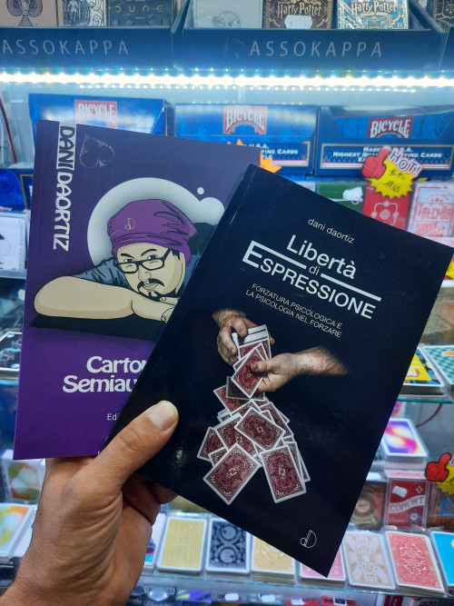 DaOrtiz: Libertà di Espressione (ed. Grupokaps) & Cartomagia Semiautomatica
