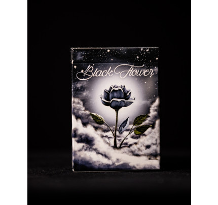 Black Flower Playing Cards di Jack Nobile